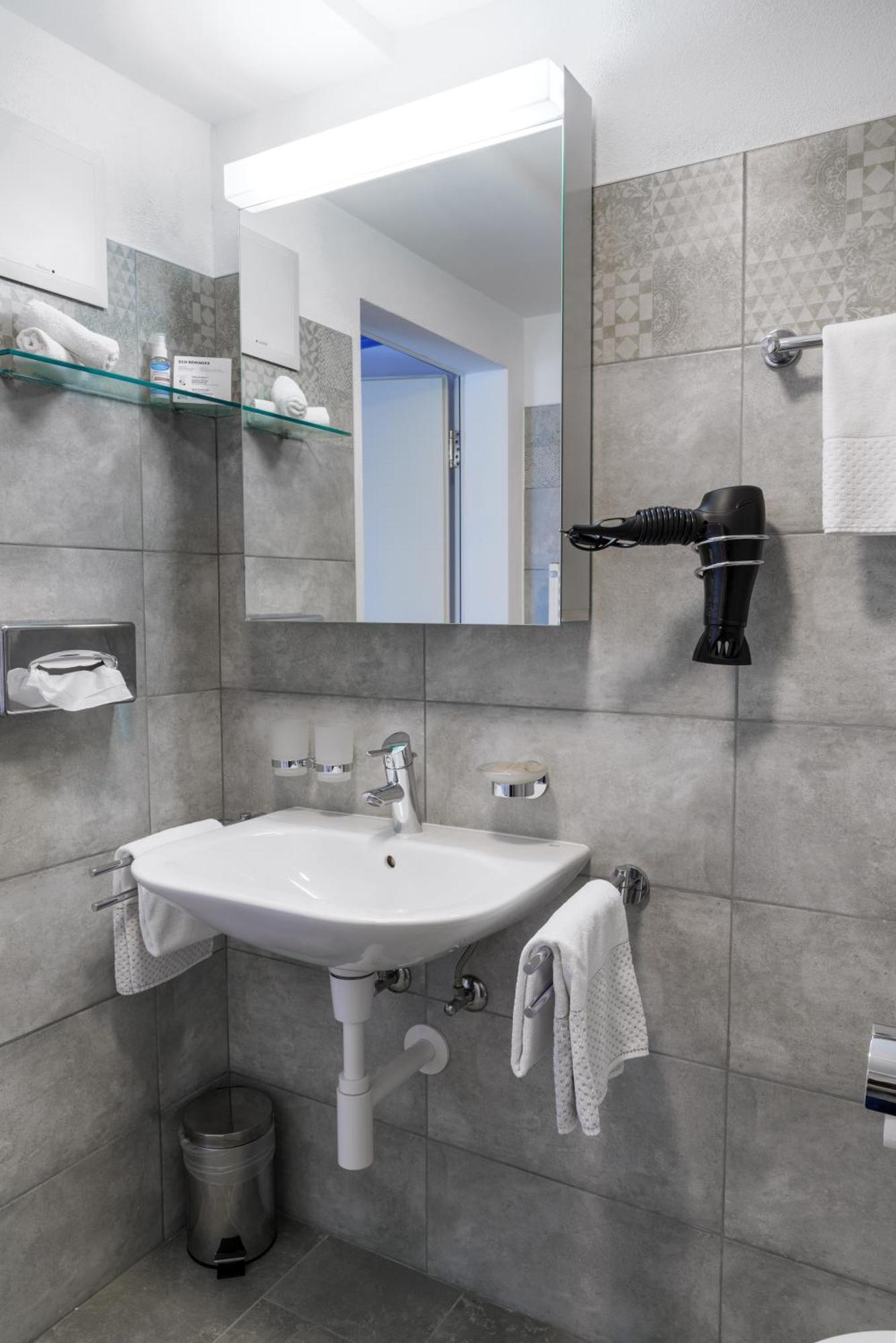 Ca' Del Borgo, Rooms & Suites Poschiavo Pokoj fotografie